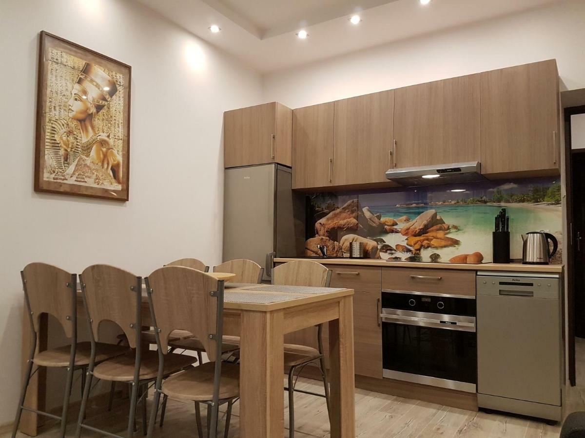 Q Apart Stary Rynek Apartment *